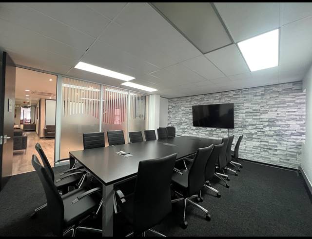 555M² OFFICE TO LET IN ILLOVO
